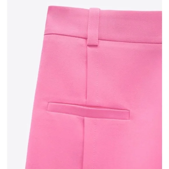 ZARA • Bubblegum Pink Super High-Waisted Mini Shorts, XS - Picture 6 of 16